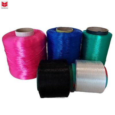 Tenaga tinggi 100% FDY Virgin Polypropylene Flat Yarn 900/1000/1250/2000/3000 Denier Twist Core Spun Yarn