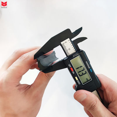 Apartemen EPDM Karet PVC Seal Gasket untuk jendela dan pintu UPVC Profil Gasket dalam Hitam Gray Brown Putih atau warna lainnya