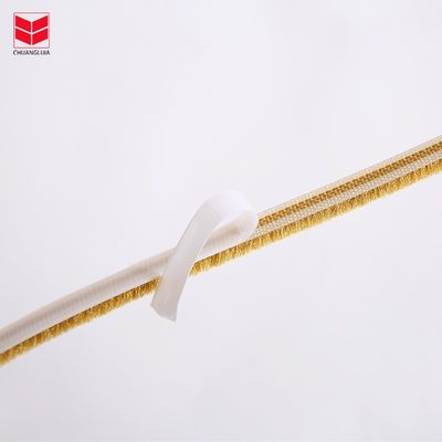 Apartemen Self Adhesive Strip Wool Pile Weather Stripping untuk jendela anti debu dan anti serangga