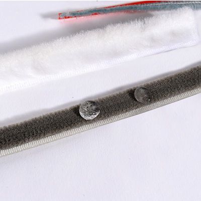 100% PP Material Woven Brush Seal Wool Pile Strip Cuaca untuk pintu hewan peliharaan Dustproof Insectproof Soundproof Fungsi