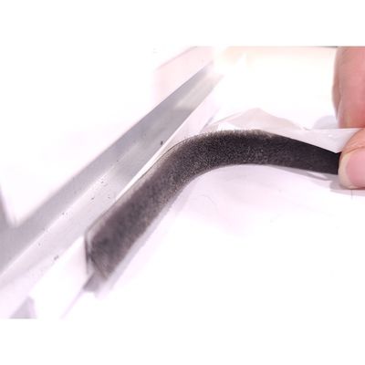Dustproof Insectproof Wool Pile Sealing Non-Silicone Weather Strip untuk Pintu dan Jendela Aluminium
