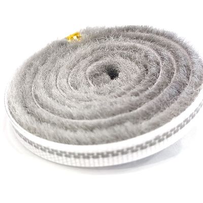 Aluminium Pintu dan Jendela Draft Excluder Strip Sealing Cuaca dengan 100% PP Material dalam Hitam/Grey/Brown/White/Lainnya