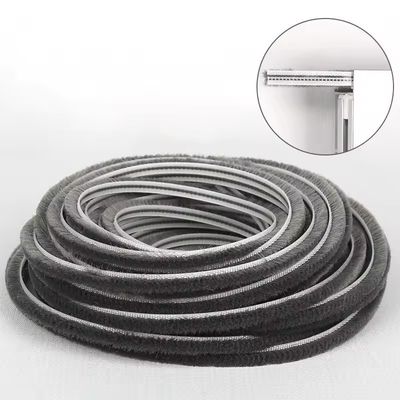Apartemen pintu dan jendela Seal Wool Pile Strip Cuaca dengan Plastik Fin di tengah