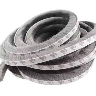 Desain Modern Apartemen Pintu Seal Strip Brush Cocok untuk Aluminium Jendela Gap Wool Pile PP Material Cuaca Stripping