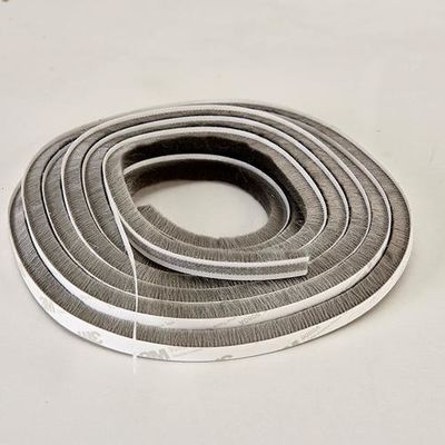 Apartemen Modern Aluminium Jendela dan Pintu Aksesoris dengan Pin Wool Pile Strip Cuaca