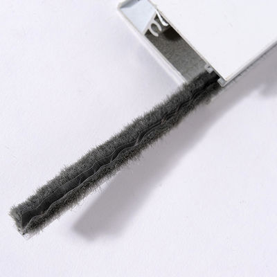 ISO9001 2008 Bersertifikat Brown Brush Seal Door Window Seal Strip dalam WARNA HITAM/GRAY/BRAWN/WITHE/LAIN untuk Kinerja