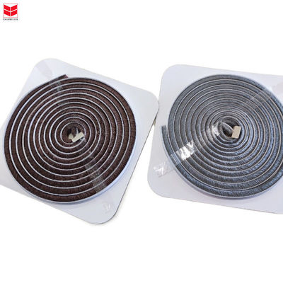 100% PP Desain Modern Gaya Waterproof Tumpukan Cuaca Strip Bar Untuk Furnitur Pintu Geser Pintu Kaca