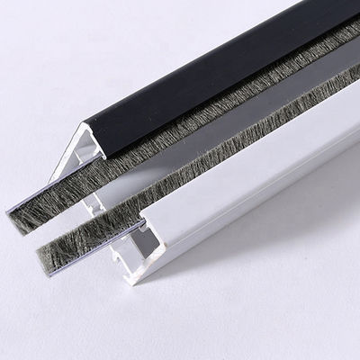 100% PP 3p Abu-abu Hitam Jendela Dan Pintu Silicon Waterproof Tumpukan Plastik Cuaca Strip 3-50mm Lebar 3-25mm Tinggi Tumpukan