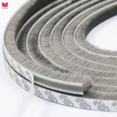 Aluminium Pintu Dan Aksesoris Jendela Wool Pile Cuaca Strip Sikat Untuk Penutup Jendela Dengan Sertifikat ISO9001 2008