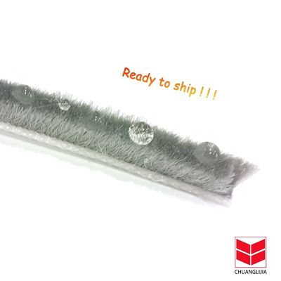Desain Modern Pintu Bagian Bawah Seal Strip Dustproof dan Waterproof dengan jendela Tumpukan Strip Cuaca