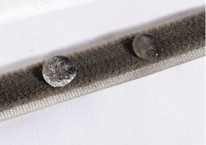 Desain Modern Dustproof Windproof Tumpukan Strip Cuaca untuk Pintu dan Jendela Perbaikan Mudah