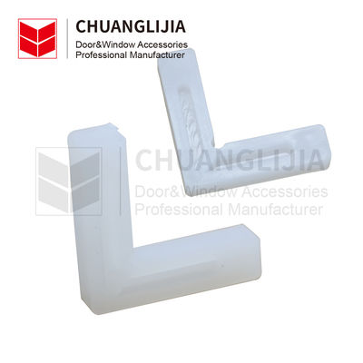 Modern Design Plastik Corner Joint untuk Aluminium Screen Aksesoris Jendela Frame